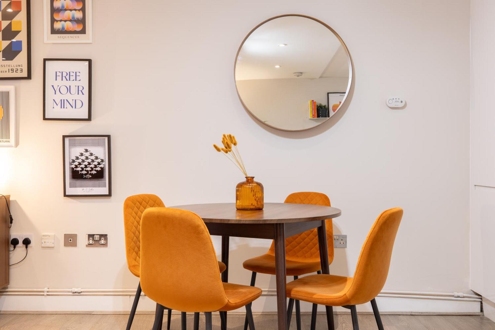 Charming Euston Apartment London Exterior photo